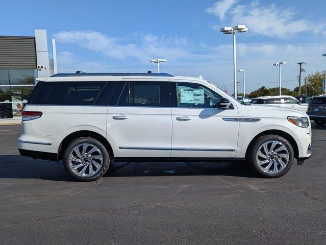 new 2024 Lincoln Navigator L car, priced at $103,452