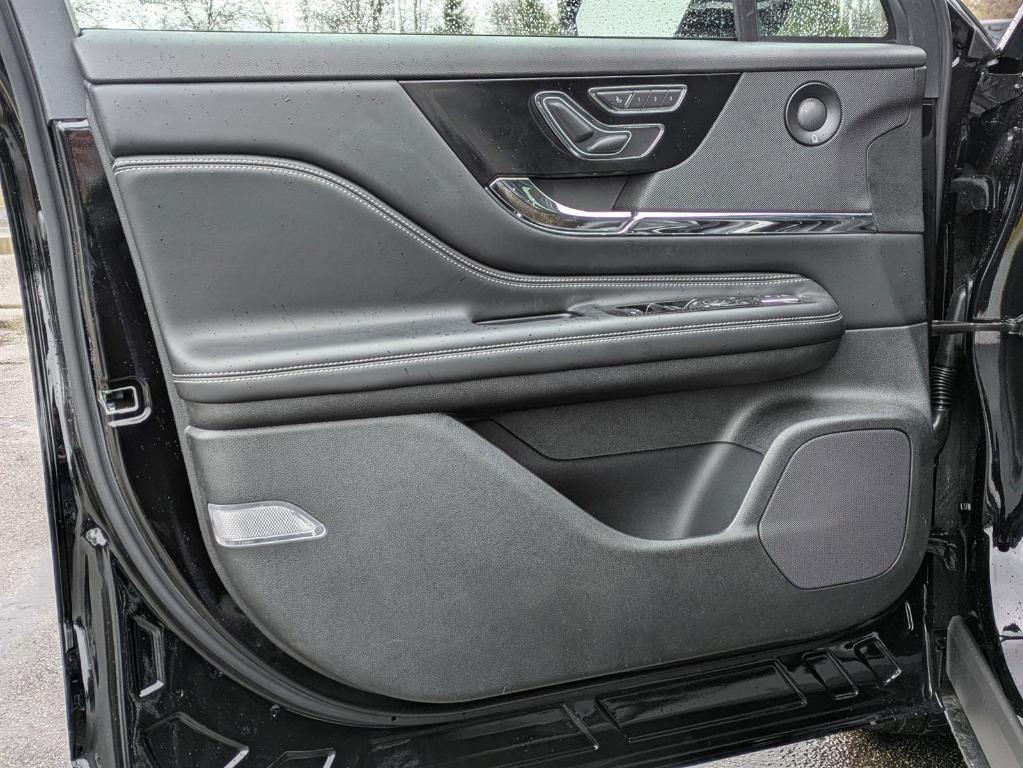 new 2025 Lincoln Corsair car, priced at $65,645