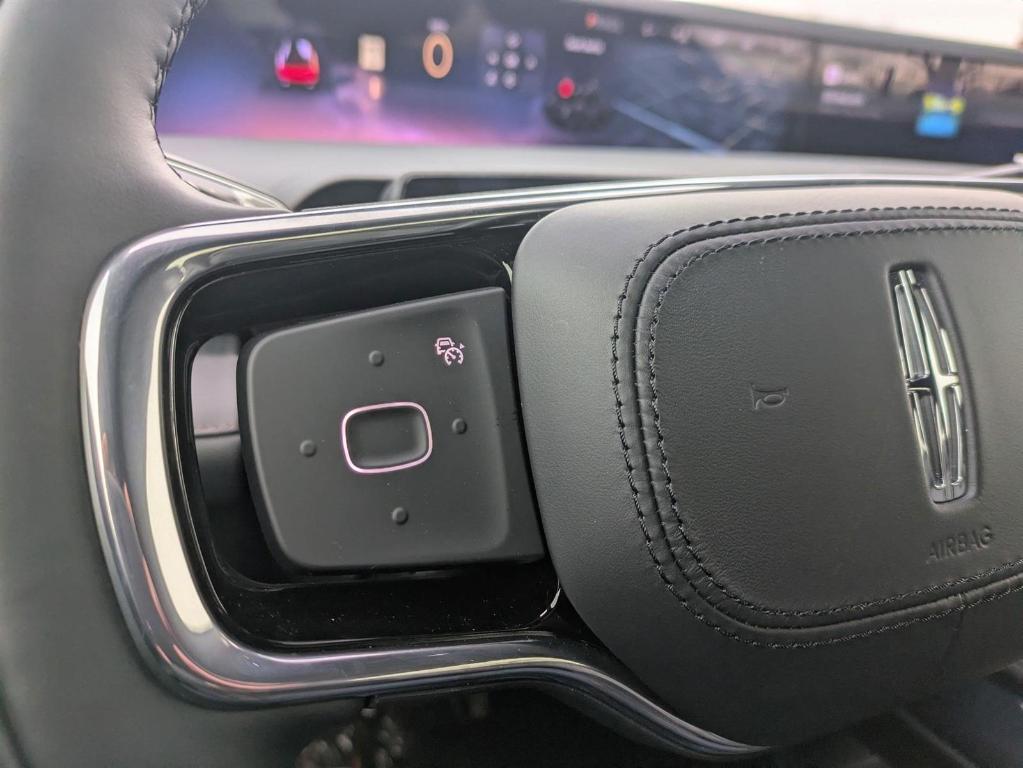 new 2025 Lincoln Nautilus car, priced at $64,165