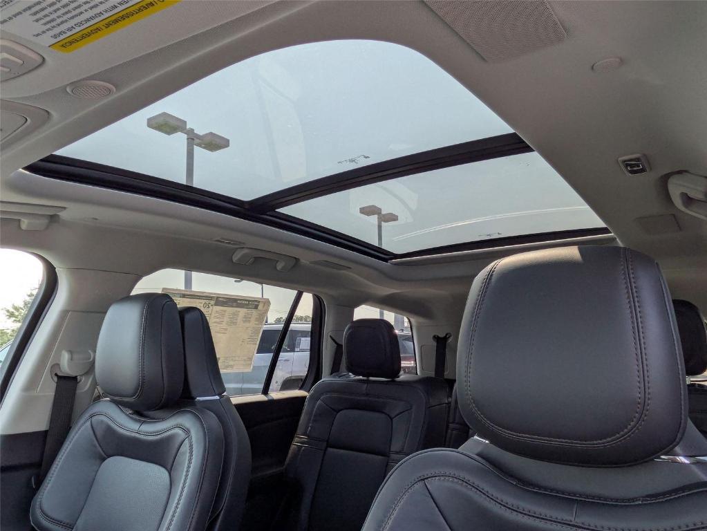 new 2025 Lincoln Aviator car, priced at $80,970