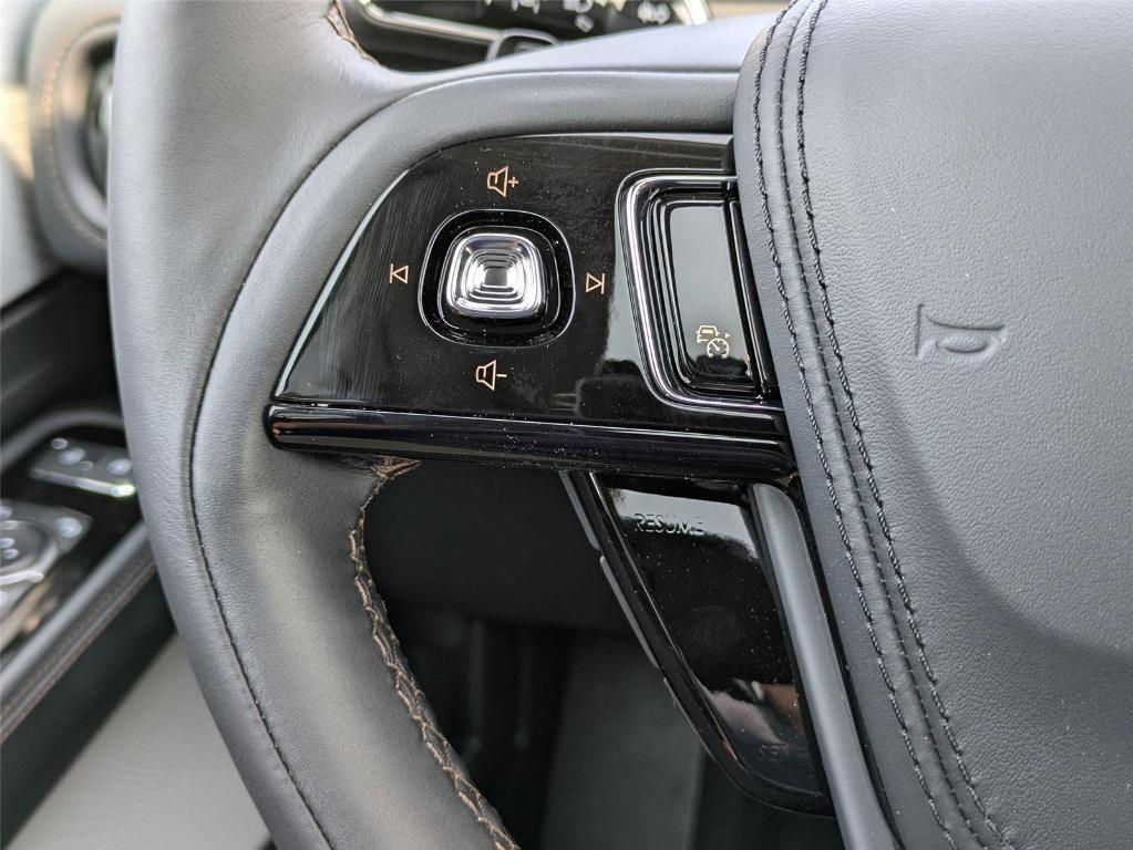 new 2025 Lincoln Aviator car, priced at $80,970