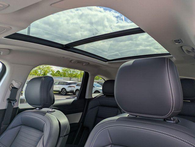 new 2025 Lincoln Nautilus car, priced at $68,162