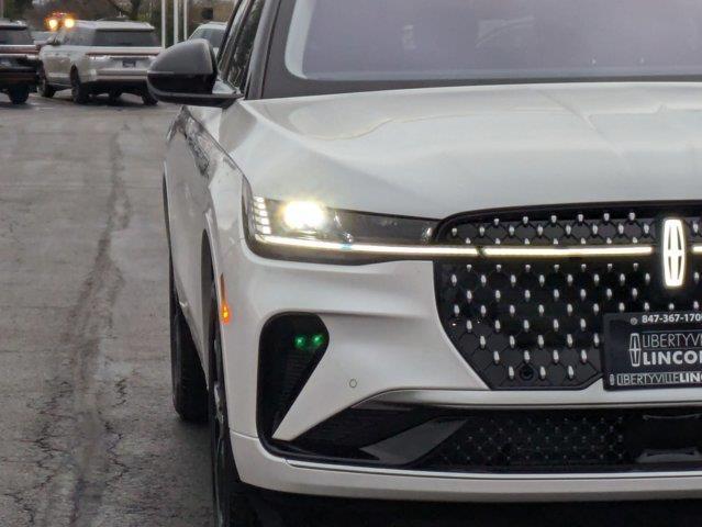 new 2025 Lincoln Nautilus car, priced at $64,105