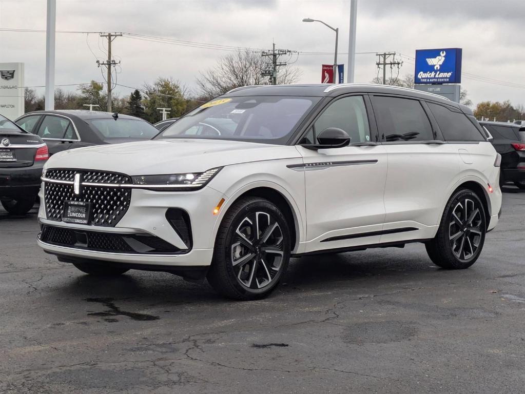 new 2025 Lincoln Nautilus car, priced at $63,105