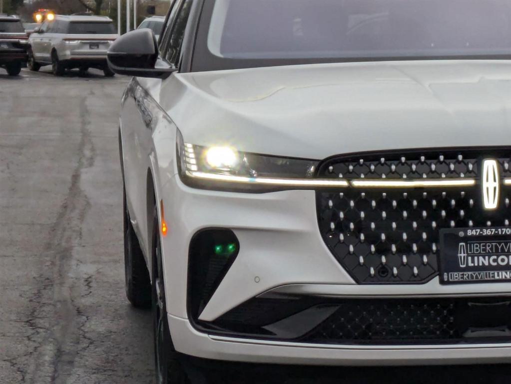 new 2025 Lincoln Nautilus car, priced at $63,105
