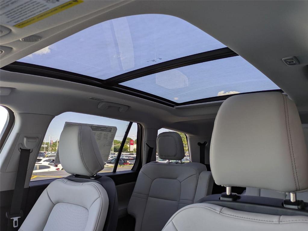 new 2025 Lincoln Aviator car, priced at $63,476