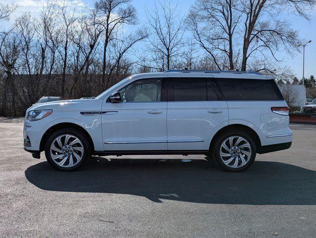 used 2022 Lincoln Navigator car, priced at $58,435