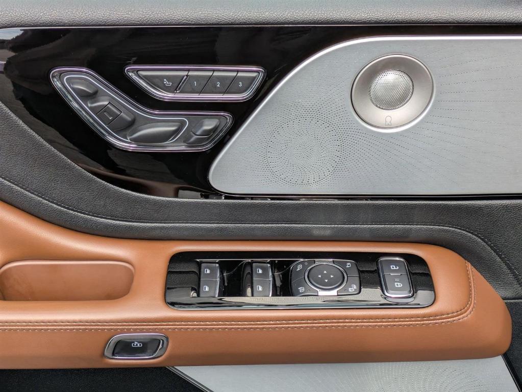 used 2021 Lincoln Aviator car, priced at $39,298