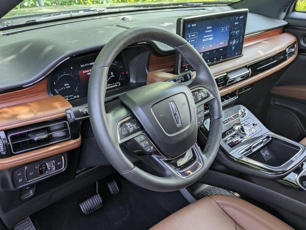 used 2022 Lincoln Nautilus car, priced at $40,245