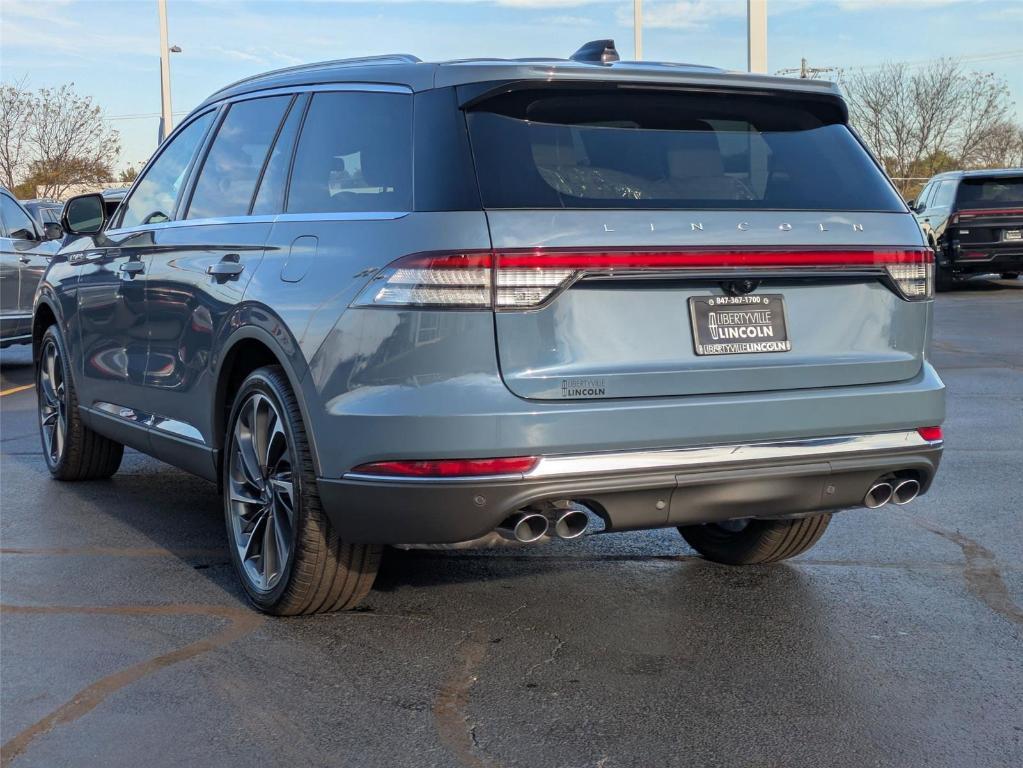 new 2025 Lincoln Aviator car, priced at $77,270