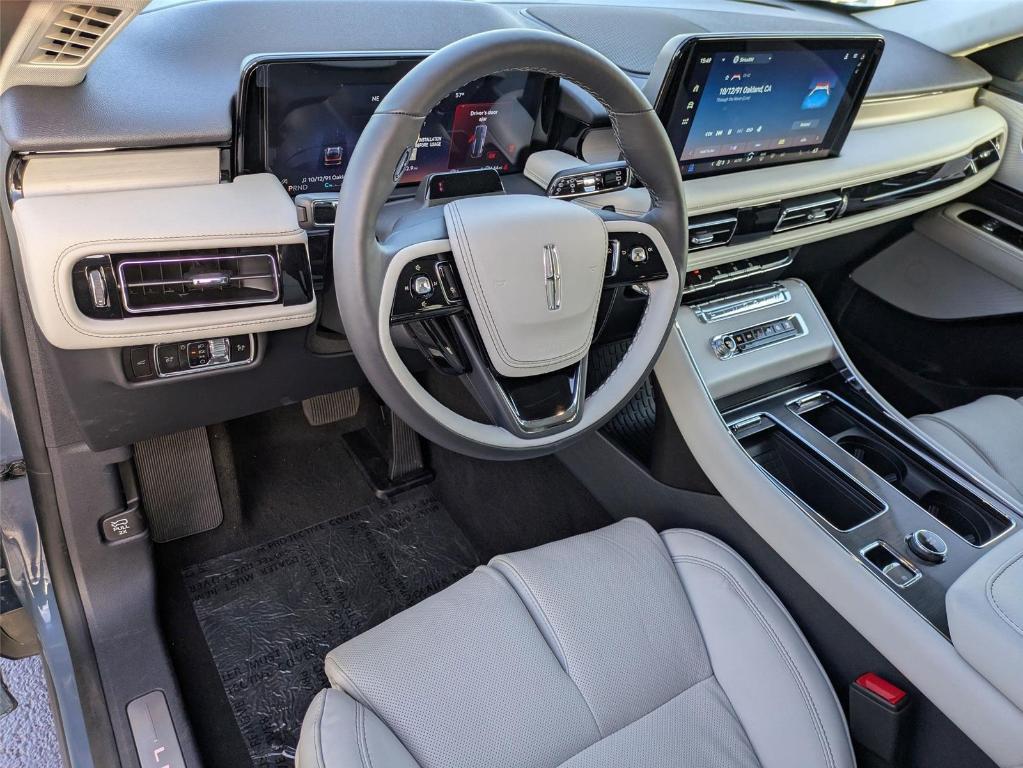 new 2025 Lincoln Aviator car, priced at $77,270