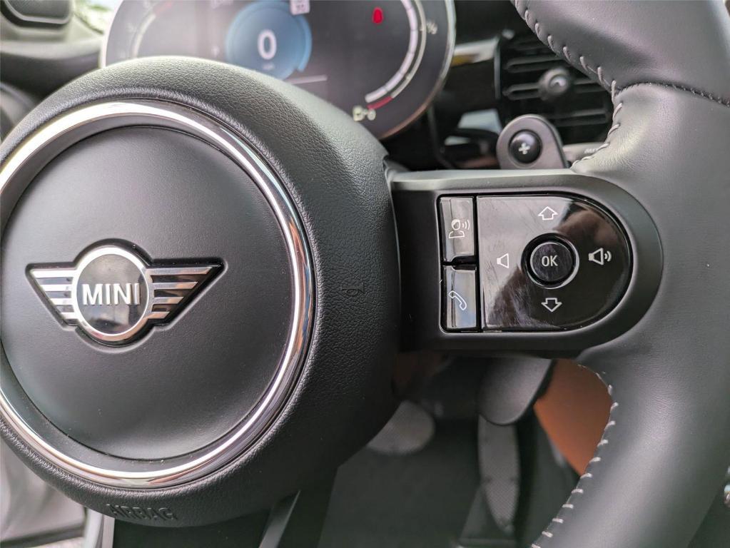 used 2023 MINI Hardtop car, priced at $27,497