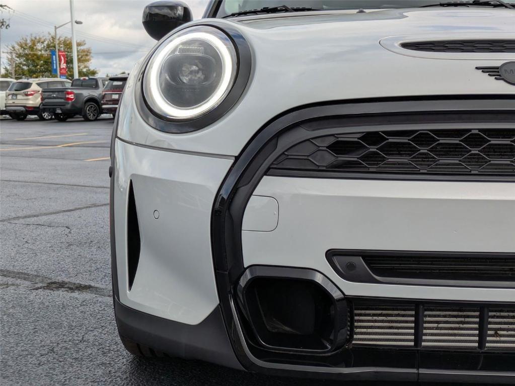 used 2023 MINI Hardtop car, priced at $27,497
