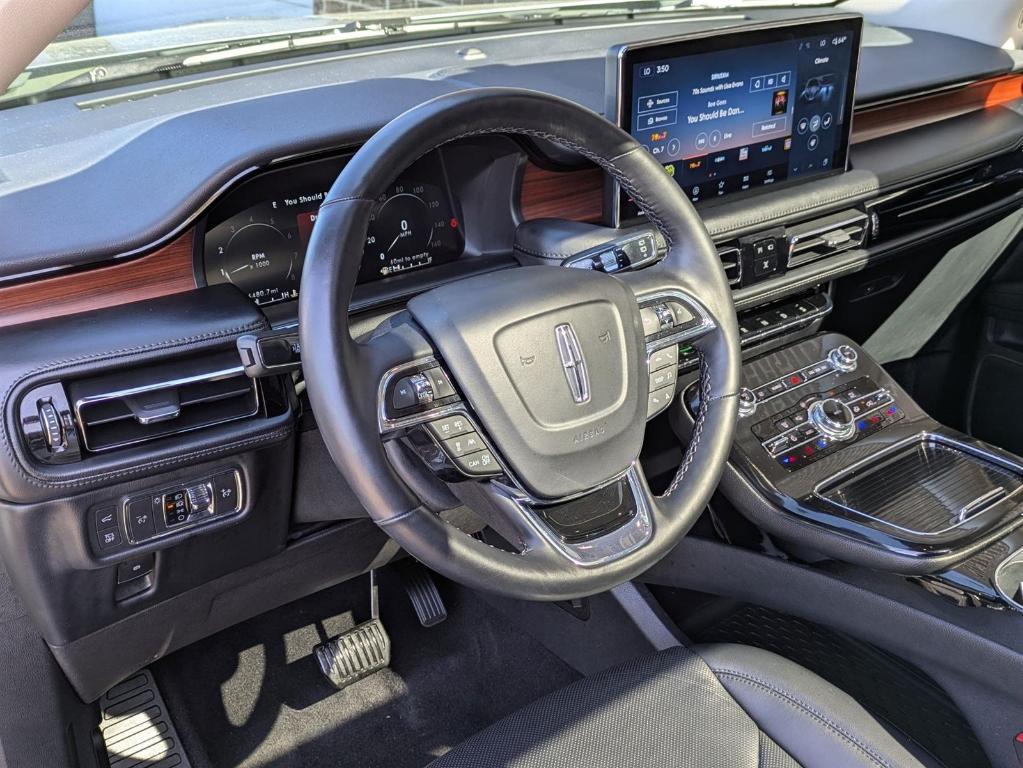 used 2022 Lincoln Nautilus car, priced at $36,489