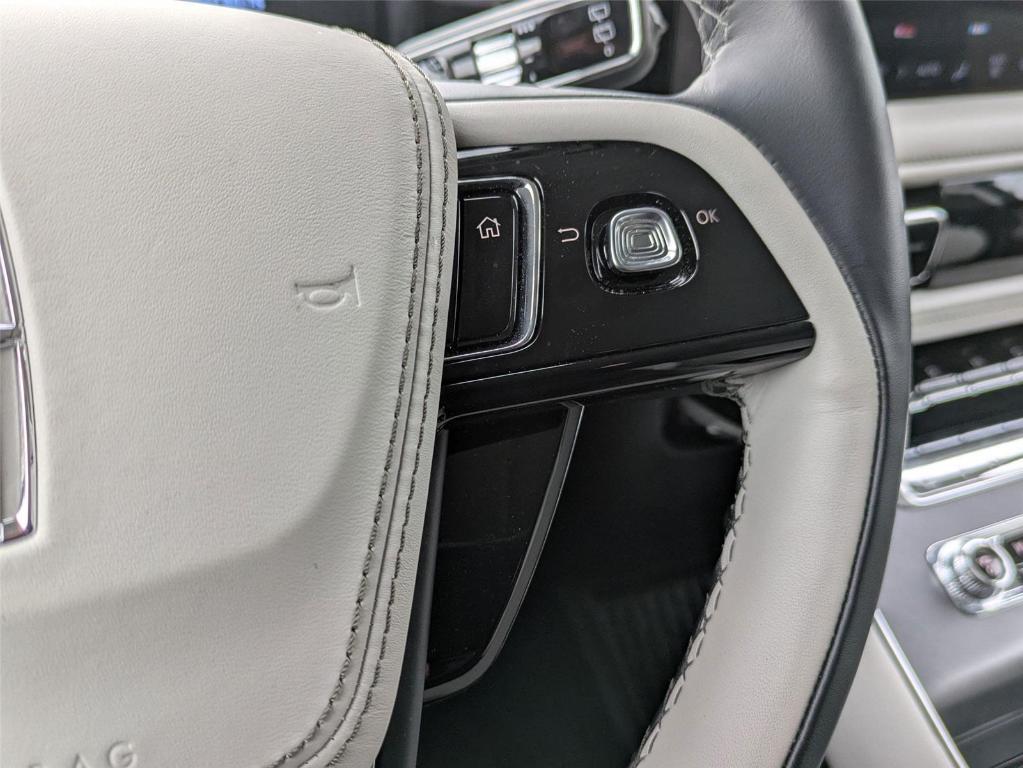 new 2025 Lincoln Aviator car, priced at $64,671