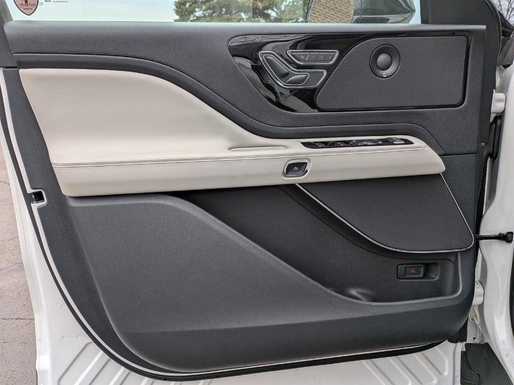 new 2025 Lincoln Aviator car, priced at $67,385