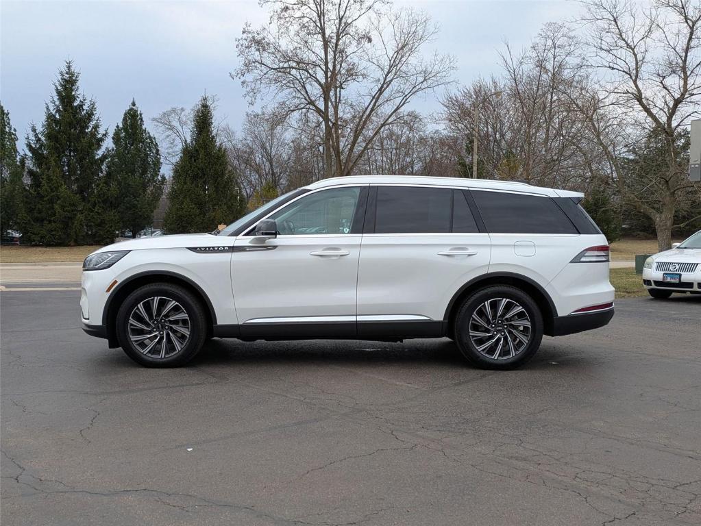 new 2025 Lincoln Aviator car, priced at $64,671