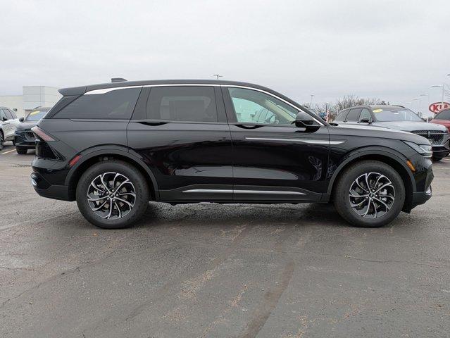 new 2025 Lincoln Nautilus car, priced at $60,270