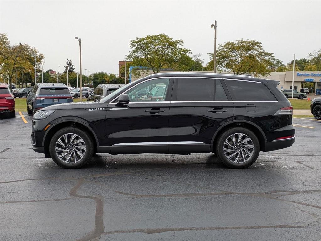 new 2025 Lincoln Aviator car, priced at $65,174