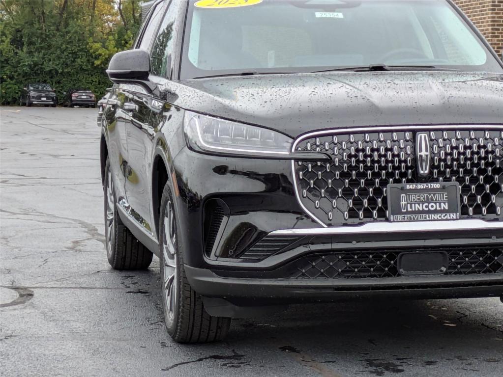 new 2025 Lincoln Aviator car, priced at $65,174