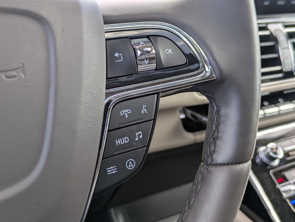new 2024 Lincoln Navigator car, priced at $95,205