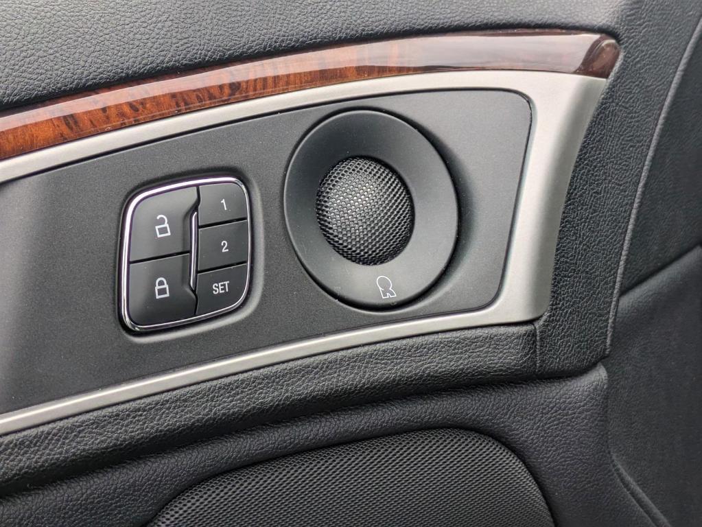 used 2020 Lincoln MKZ Hybrid car, priced at $23,598