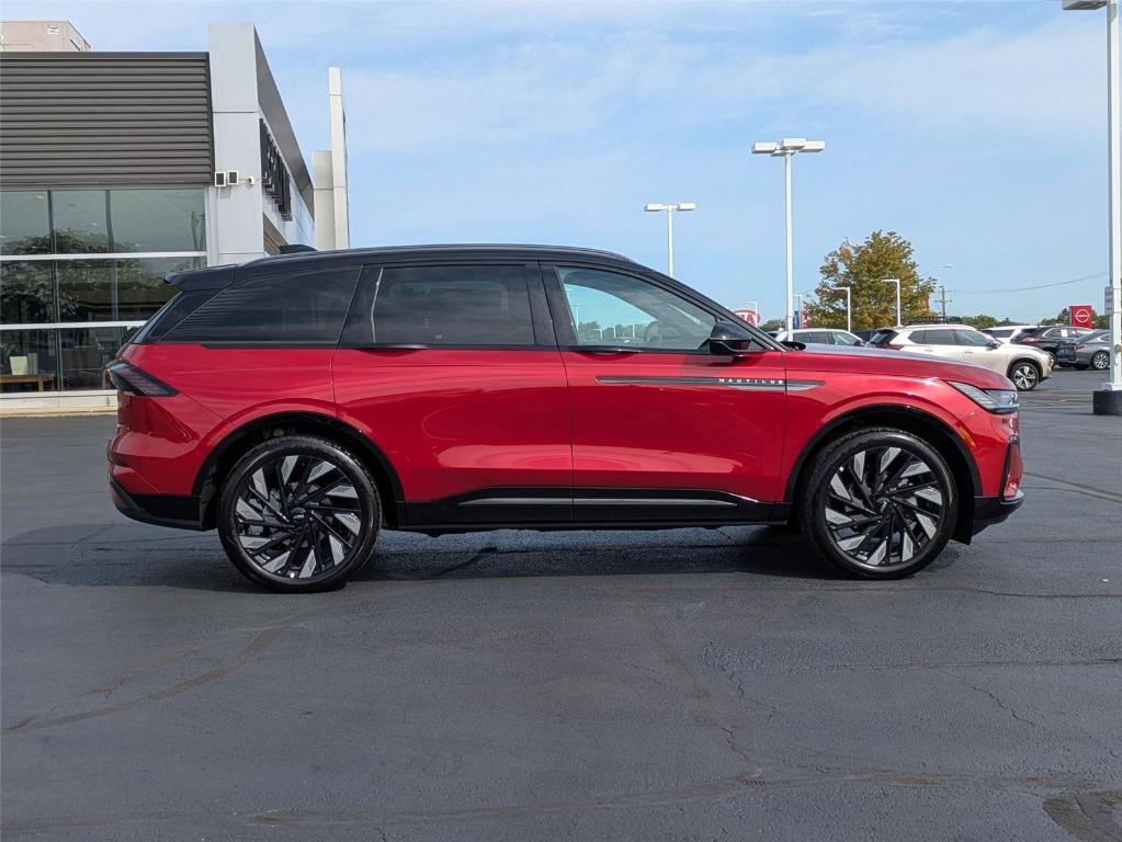 new 2025 Lincoln Nautilus car, priced at $72,654