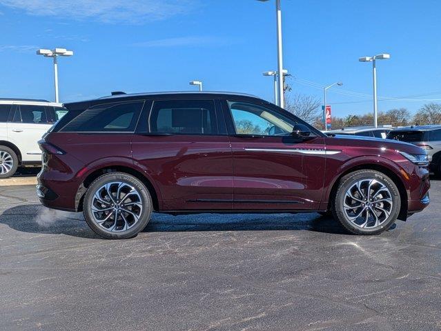 new 2025 Lincoln Nautilus car, priced at $65,750