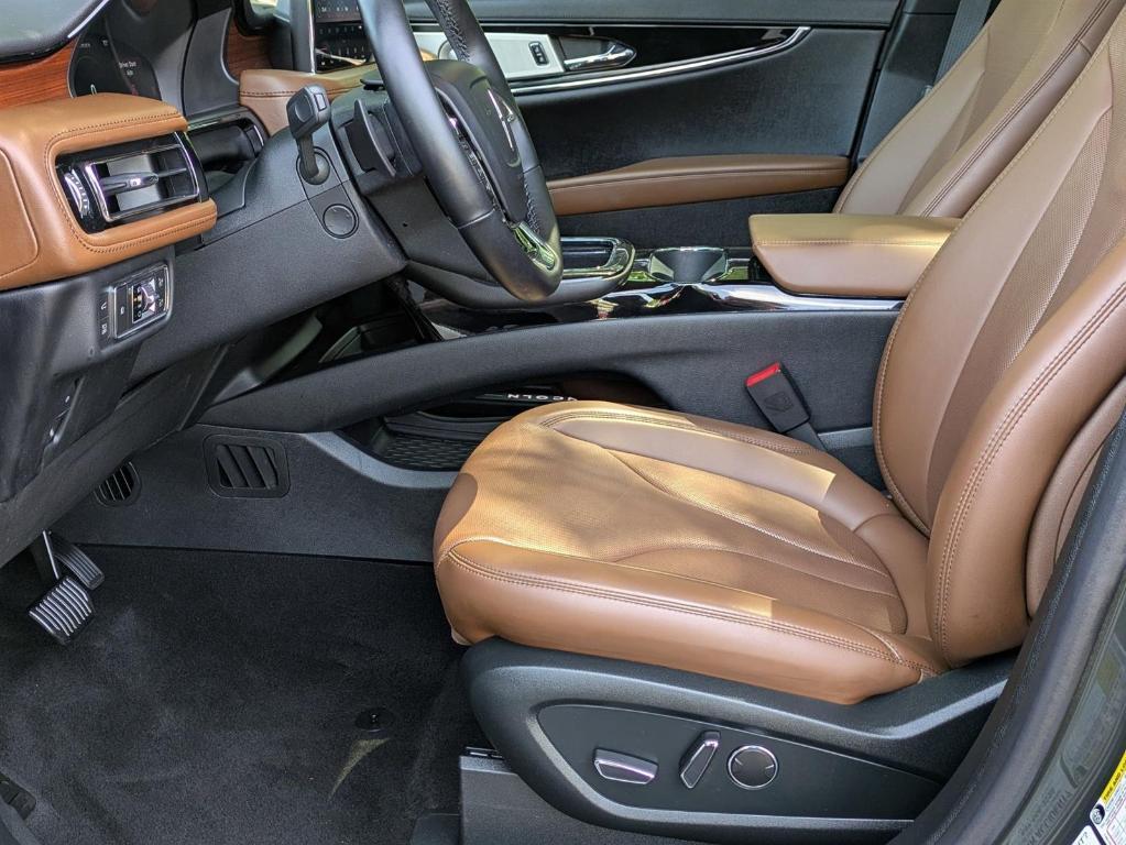 used 2022 Lincoln Nautilus car, priced at $40,449
