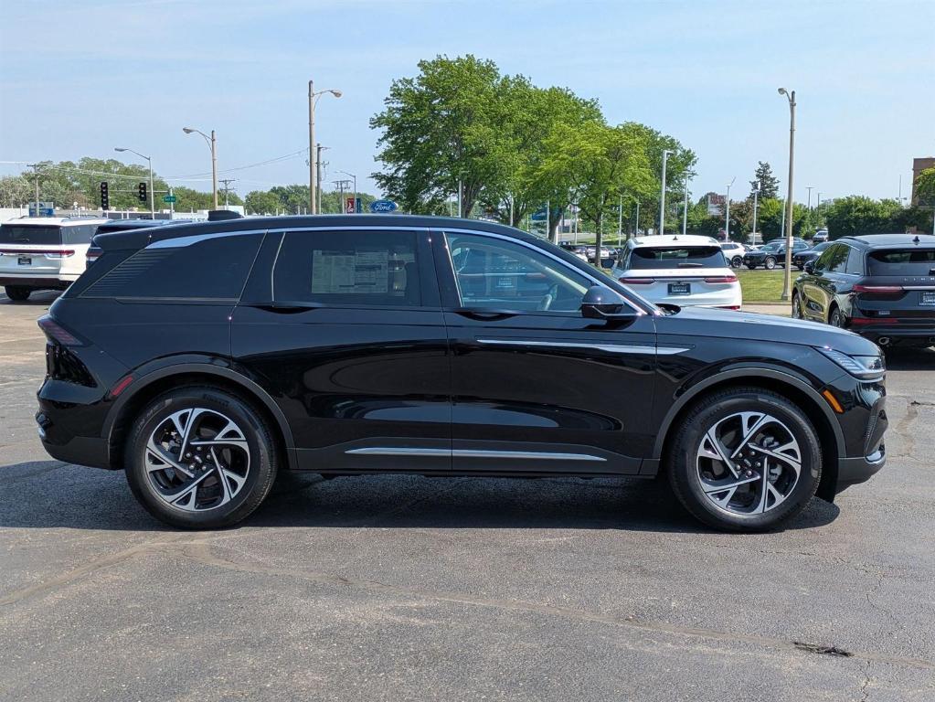 new 2025 Lincoln Nautilus car, priced at $61,415