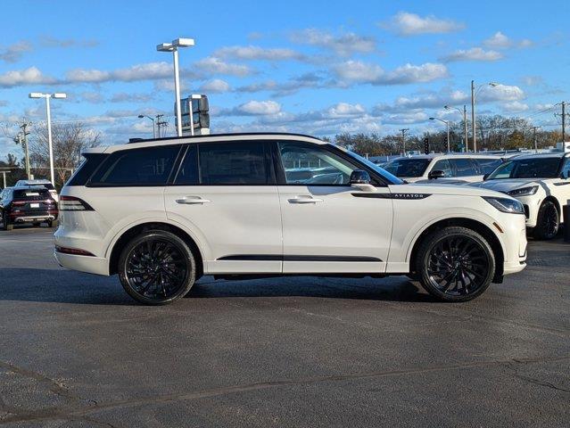 new 2025 Lincoln Aviator car, priced at $80,910