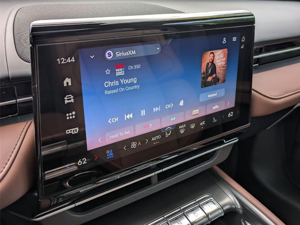 new 2026 Lincoln Nautilus car, priced at $70,128