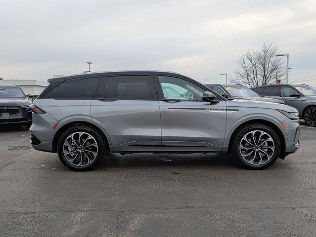 new 2025 Lincoln Nautilus car, priced at $63,850