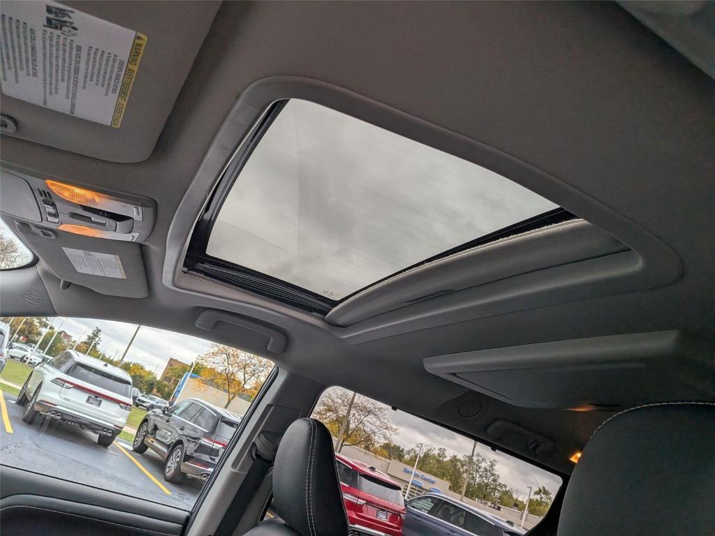 used 2018 Toyota Sienna car, priced at $22,198