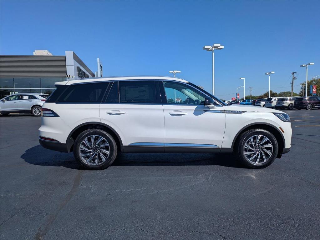 new 2025 Lincoln Aviator car, priced at $62,506