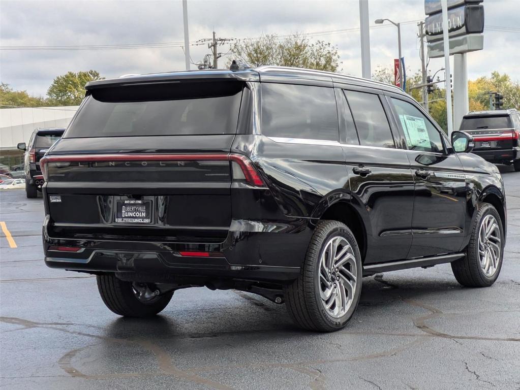 new 2025 Lincoln Navigator car, priced at $99,275