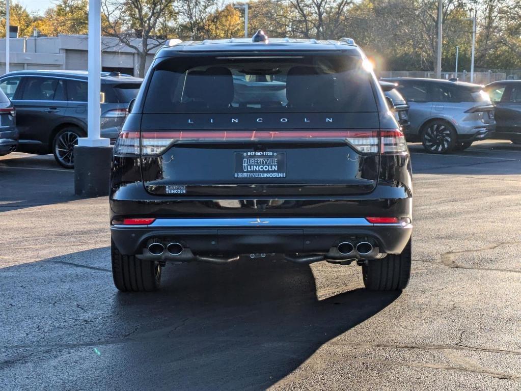 new 2025 Lincoln Aviator car, priced at $72,735