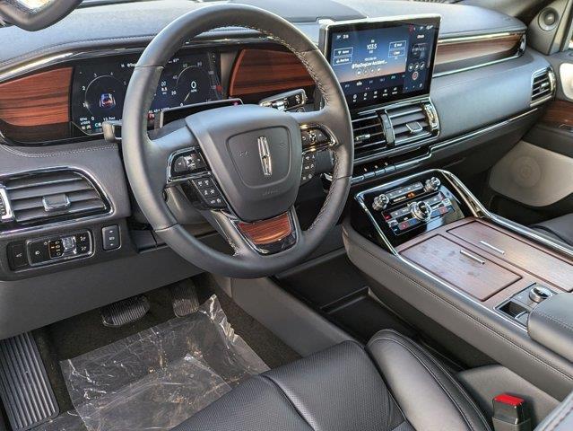 new 2024 Lincoln Navigator L car, priced at $109,820