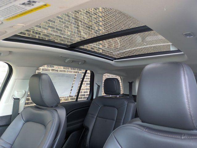 new 2025 Lincoln Aviator car, priced at $62,275