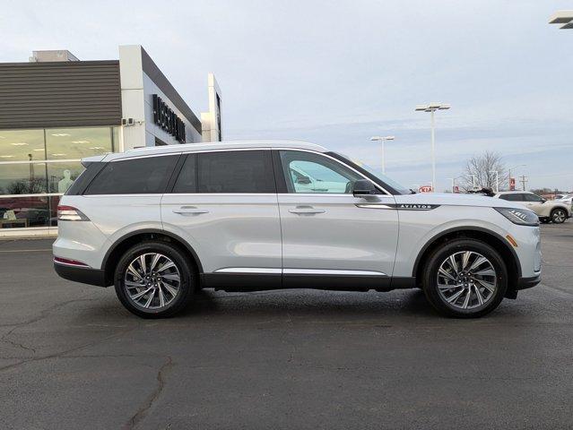 new 2025 Lincoln Aviator car, priced at $66,435