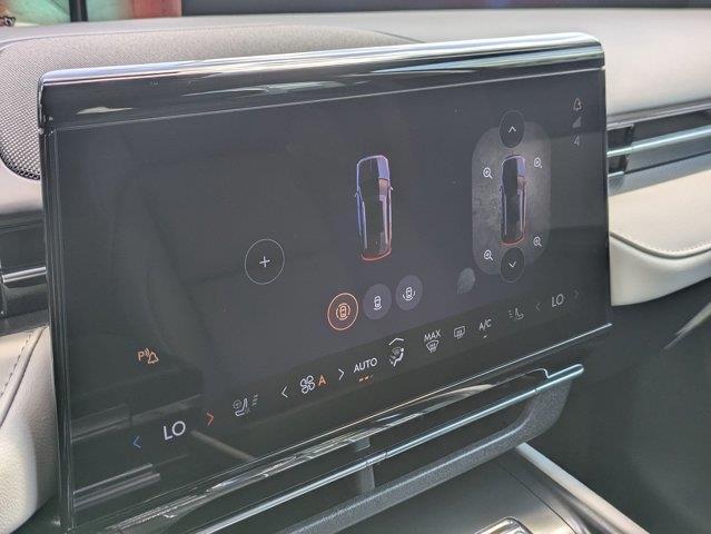 new 2025 Lincoln Nautilus car, priced at $57,249