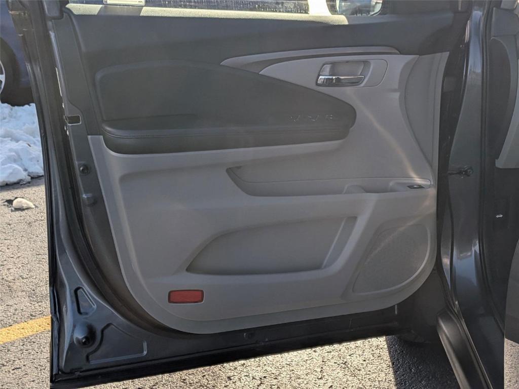 used 2016 Honda Pilot car, priced at $18,145