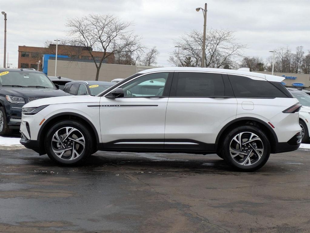 new 2025 Lincoln Nautilus car, priced at $54,235