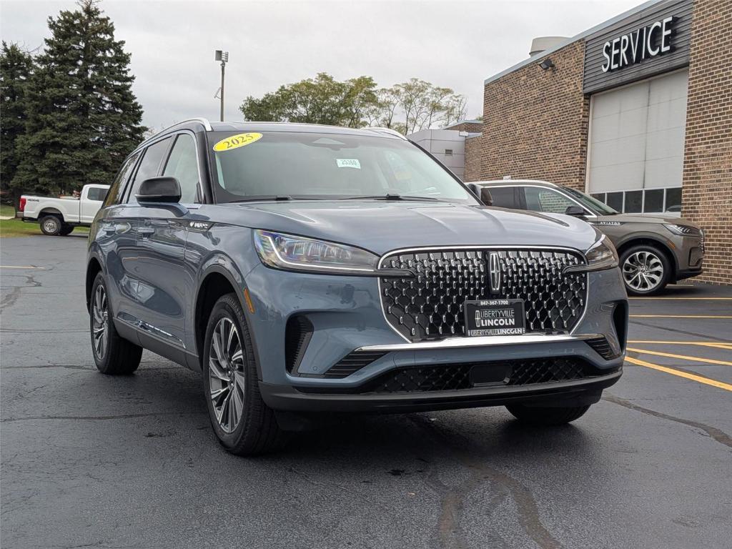 new 2025 Lincoln Aviator car, priced at $65,901