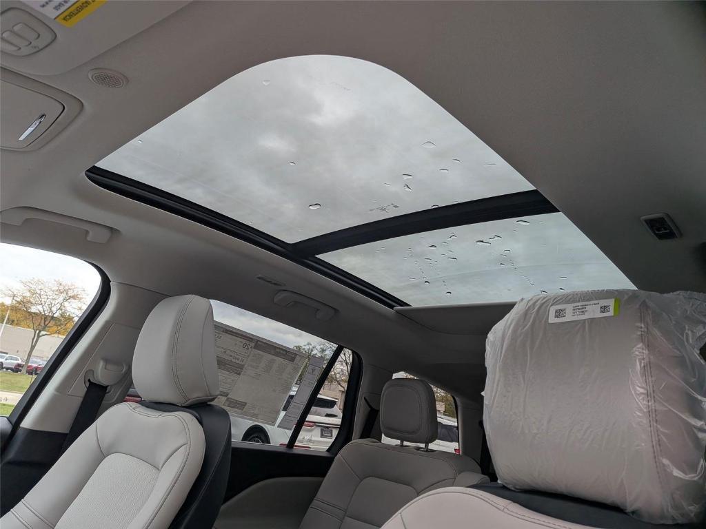 new 2025 Lincoln Aviator car, priced at $65,901