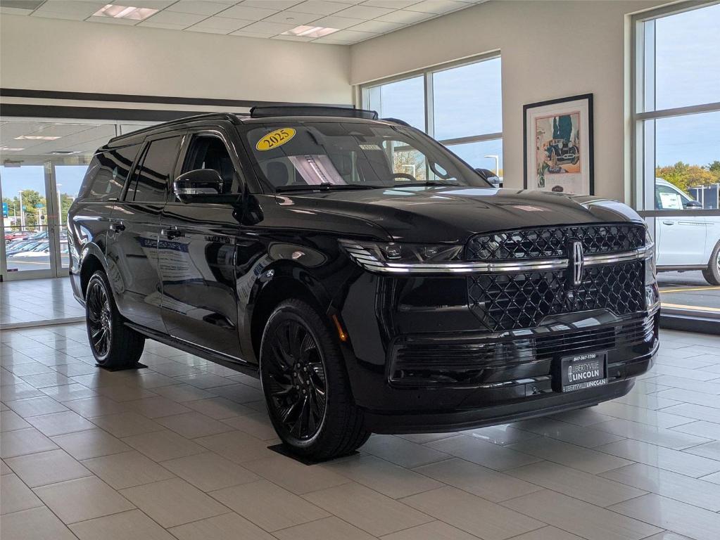 new 2025 Lincoln Navigator L car, priced at $106,755