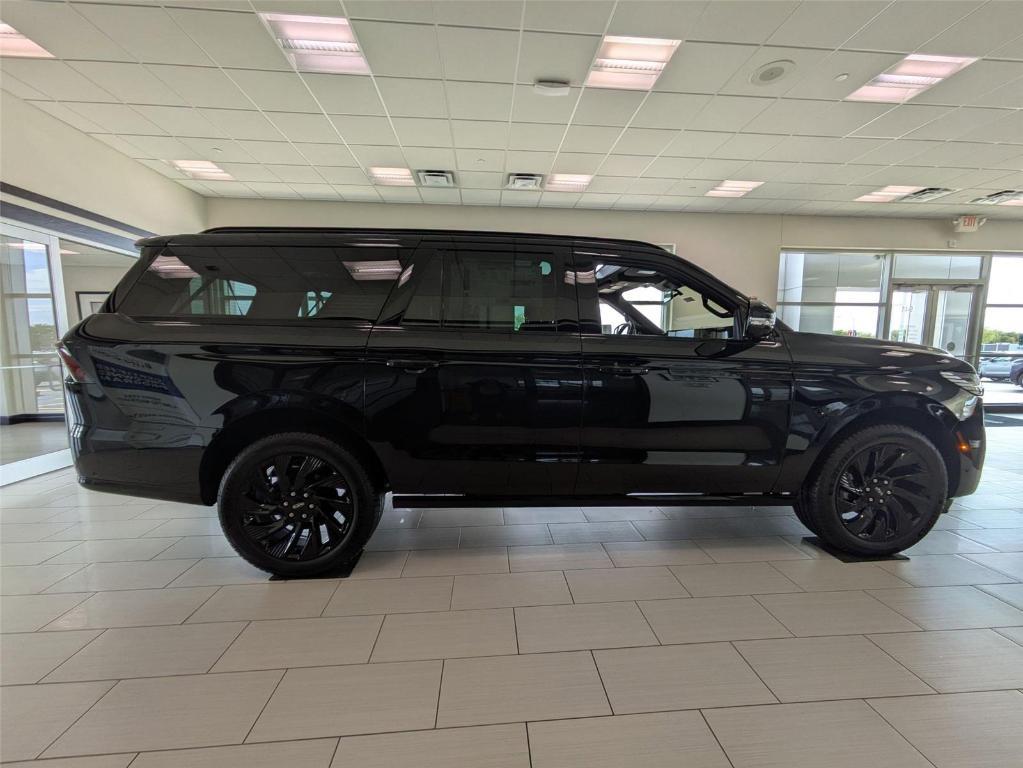 new 2025 Lincoln Navigator L car, priced at $106,755