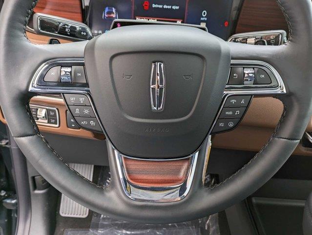 new 2024 Lincoln Navigator L car, priced at $104,300