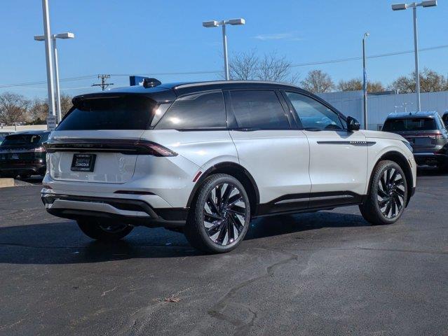 new 2025 Lincoln Nautilus car, priced at $73,205