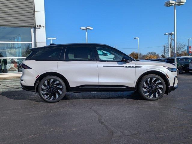 new 2025 Lincoln Nautilus car, priced at $73,205